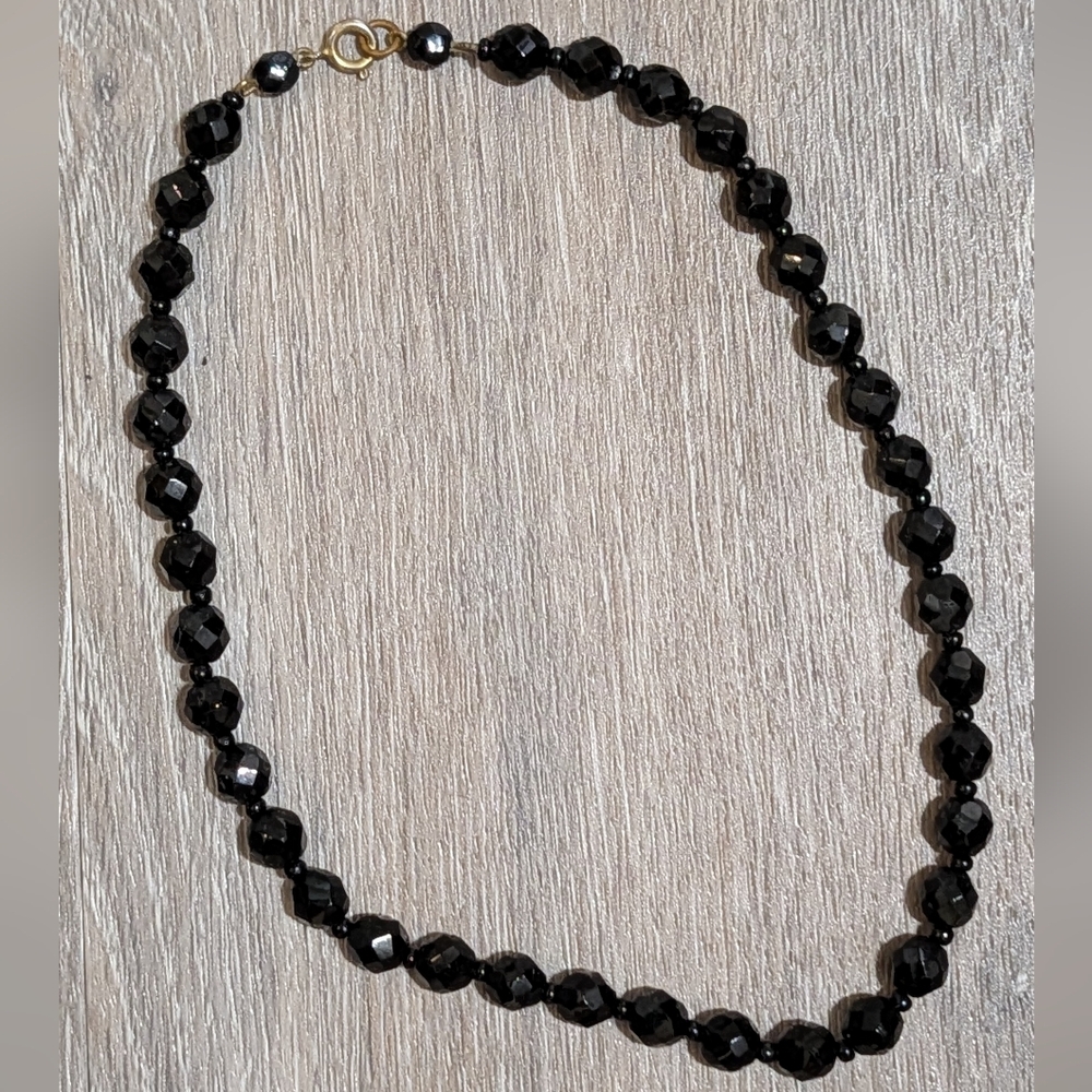Vintage Black Glass Beaded Choker Necklace - Picture 7 of 8